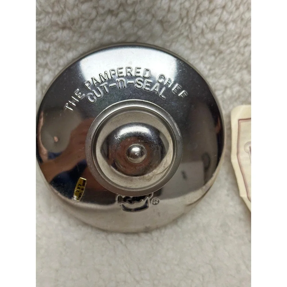 Pampered Chef Cut-N-Seal Pastry Tool Silver Stainless Steel 3.5 Inch Round 4431